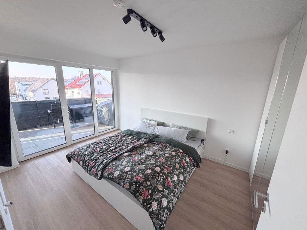 Prenájom bytu 2-izbový 57 m², Möckmühl, Bádensko-Wurttembersko Prenájom bytu 2-izbový 57 m², Möckmühl, Bádensko-Wurttembersko