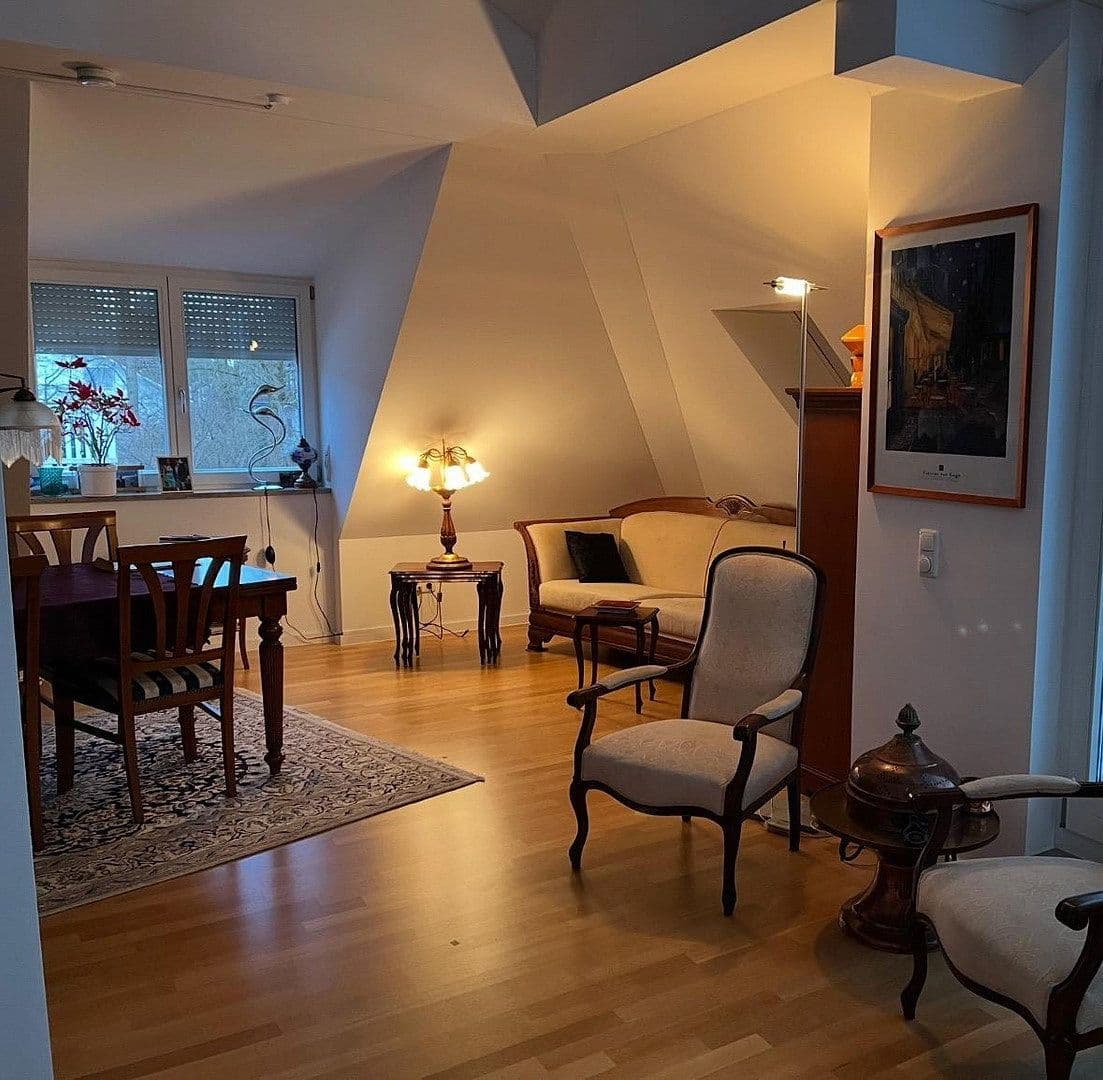 Predaj bytu 4-izbový 118 m², München, Bavorsko Predaj bytu 4-izbový 118 m², München, Bavorsko