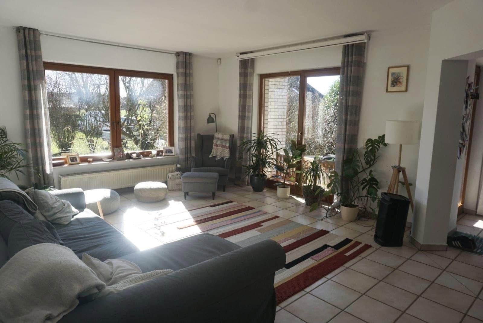 Predaj domu 136 m², pozemek 400 m², Spenge, Severné Porýnie - Westfálsko Predaj domu 136 m², pozemek 400 m², Spenge, Severné Porýnie - Westfálsko