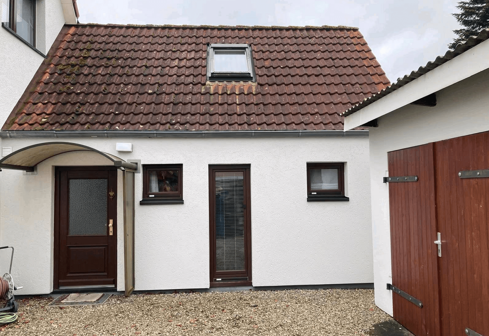 Predaj domu 212 m², pozemek 1.870 m², Bergstraße 13, Damendorf, Šlezvicko-Holštajnsko Predaj domu 212 m², pozemek 1.870 m², Bergstraße 13, Damendorf, Šlezvicko-Holštajnsko