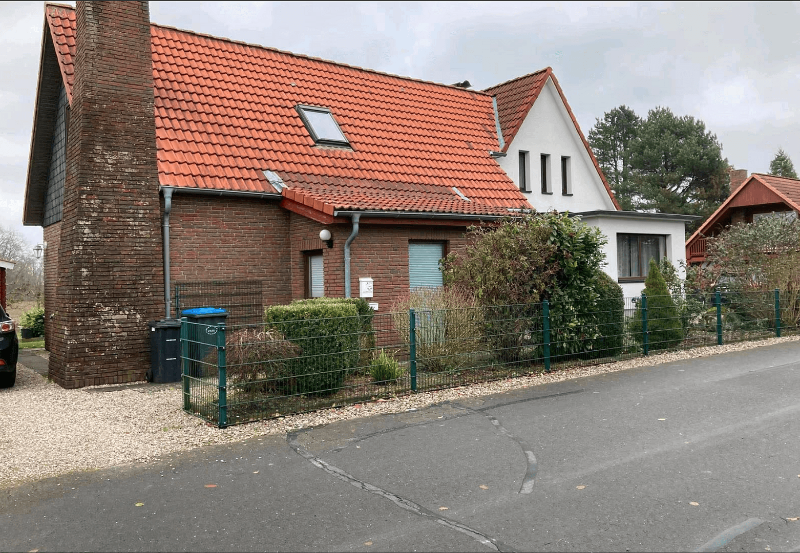 Predaj domu 212 m², pozemek 1.870 m², Bergstraße 13, Damendorf, Šlezvicko-Holštajnsko Predaj domu 212 m², pozemek 1.870 m², Bergstraße 13, Damendorf, Šlezvicko-Holštajnsko