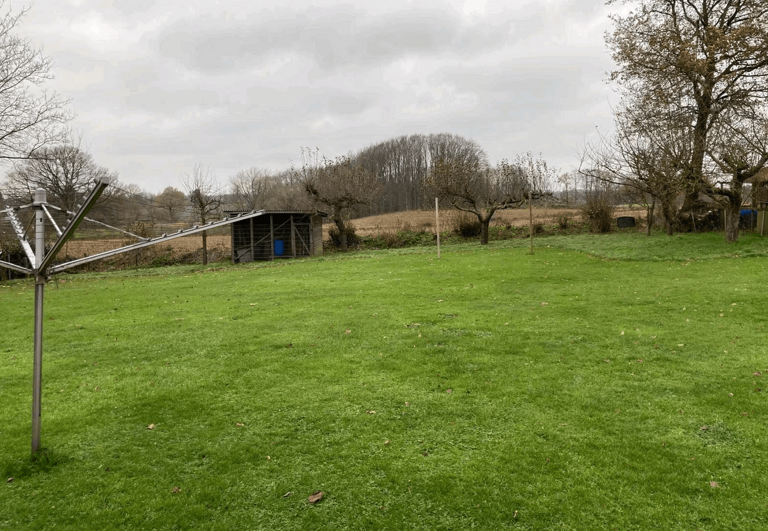 Predaj domu 212 m², pozemek 1.870 m², Bergstraße 13, Damendorf, Šlezvicko-Holštajnsko Predaj domu 212 m², pozemek 1.870 m², Bergstraße 13, Damendorf, Šlezvicko-Holštajnsko