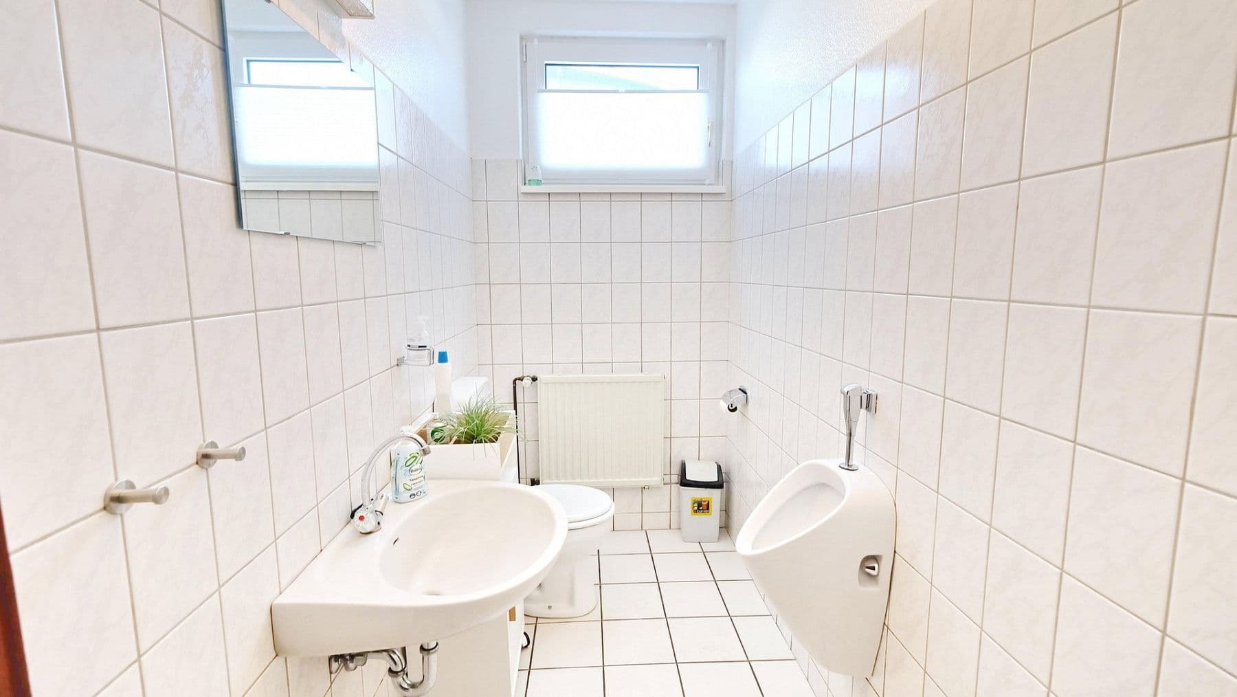 Prenájom nebytového priestoru 436 m², Wolfenbüttel, Dolné Sasko Prenájom nebytového priestoru 436 m², Wolfenbüttel, Dolné Sasko