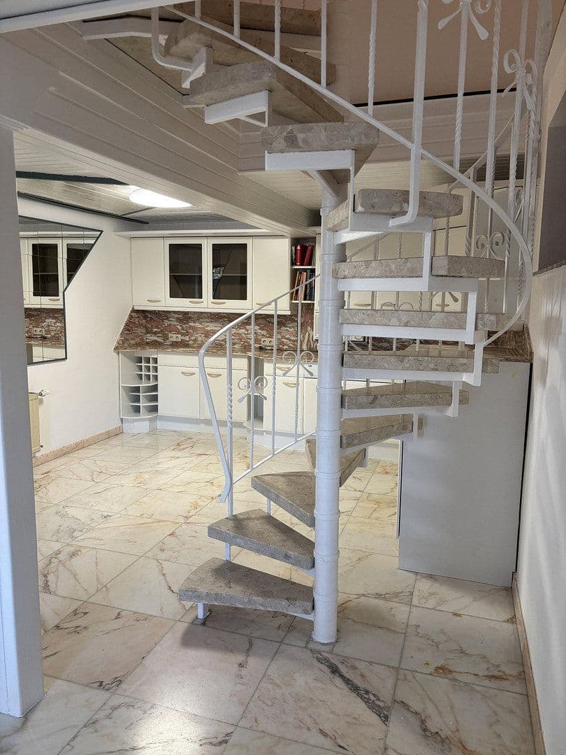 Prenájom domu 91 m², pozemek 101 m², Freinsheim, Porýnie-Falcko Prenájom domu 91 m², pozemek 101 m², Freinsheim, Porýnie-Falcko