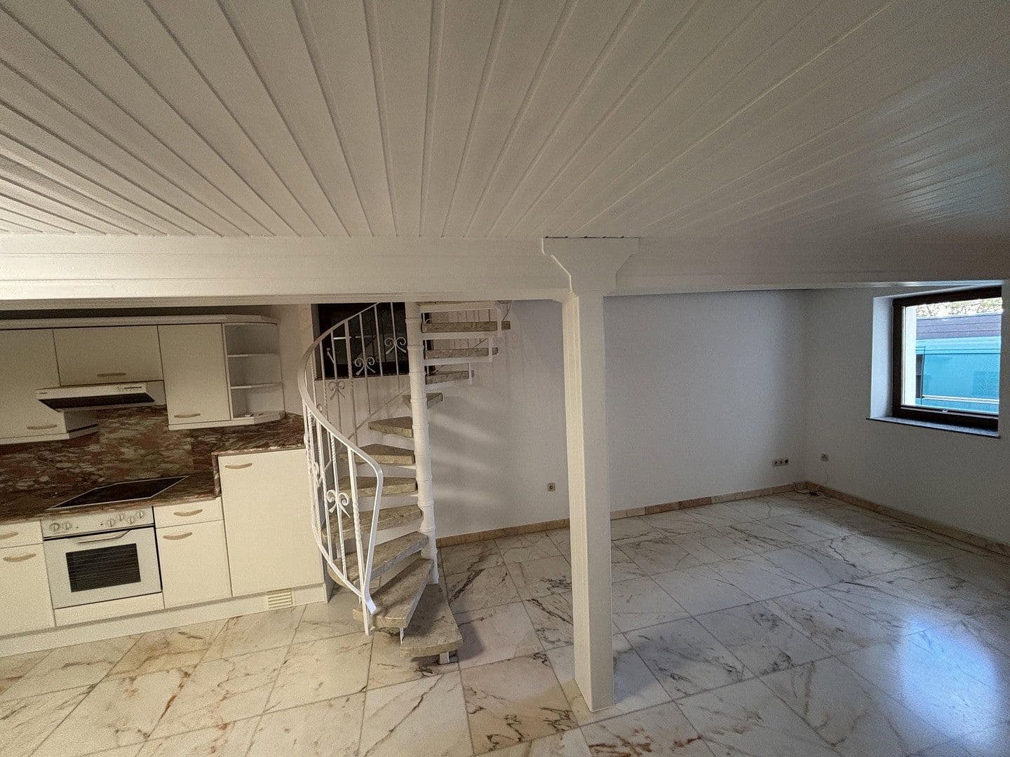 Prenájom domu 91 m², pozemek 101 m², Freinsheim, Porýnie-Falcko Prenájom domu 91 m², pozemek 101 m², Freinsheim, Porýnie-Falcko