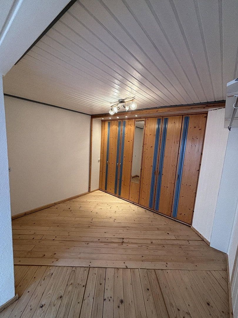 Prenájom domu 91 m², pozemek 101 m², Freinsheim, Porýnie-Falcko Prenájom domu 91 m², pozemek 101 m², Freinsheim, Porýnie-Falcko