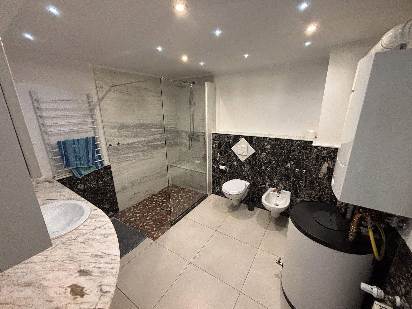 Prenájom domu 91 m², pozemek 101 m², Freinsheim, Porýnie-Falcko Prenájom domu 91 m², pozemek 101 m², Freinsheim, Porýnie-Falcko