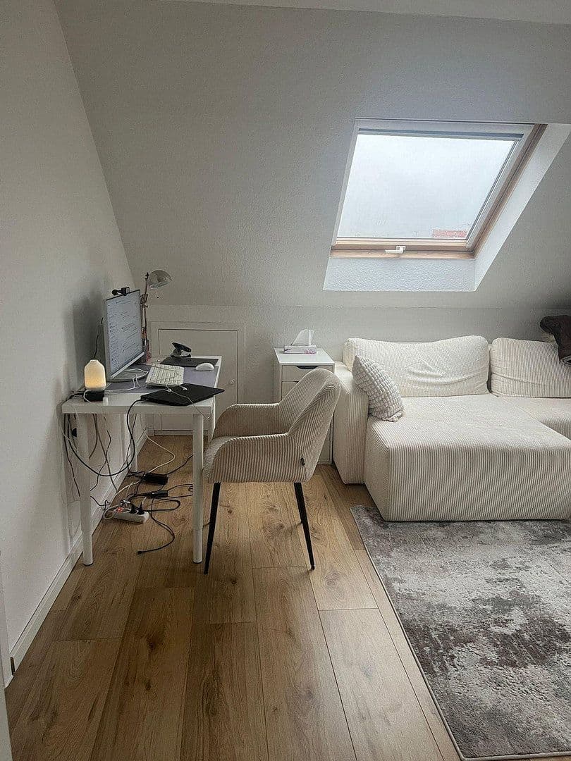 Prenájom bytu 2-izbový 50 m², Ditzinger Str. 5, Leonberg, Bádensko-Wurttembersko Prenájom bytu 2-izbový 50 m², Ditzinger Str. 5, Leonberg, Bádensko-Wurttembersko