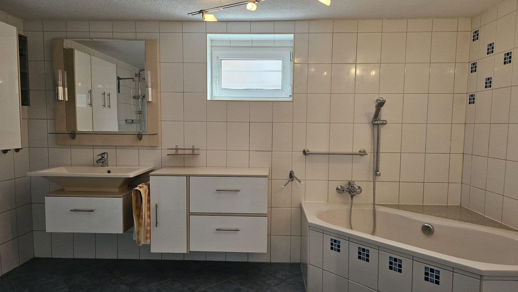 Predaj domu 100 m², pozemek 480 m², Leipzig, Sasko Predaj domu 100 m², pozemek 480 m², Leipzig, Sasko