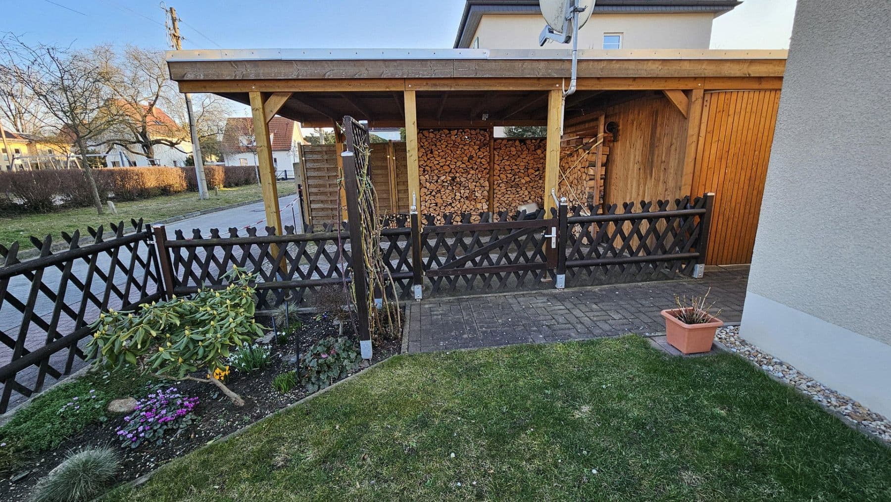 Predaj domu 100 m², pozemek 480 m², Leipzig, Sasko Predaj domu 100 m², pozemek 480 m², Leipzig, Sasko