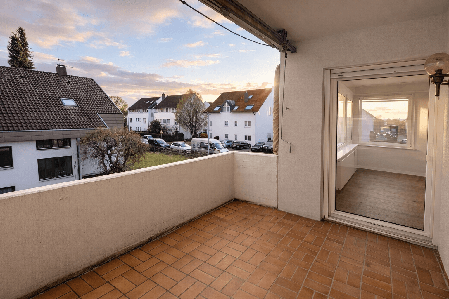 Prenájom bytu 3-izbový 90 m², Eschenweg, Süßen, Bádensko-Wurttembersko Prenájom bytu 3-izbový 90 m², Eschenweg, Süßen, Bádensko-Wurttembersko