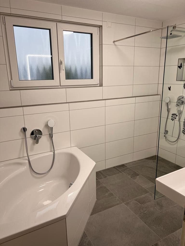 Prenájom bytu 3-izbový 85 m², Sindelfingen, Bádensko-Wurttembersko Prenájom bytu 3-izbový 85 m², Sindelfingen, Bádensko-Wurttembersko