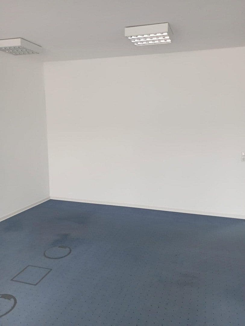 Prenájom kancelárie 76 m², Baruther Strasse 20/21, Zossen, Brandenbursko Prenájom kancelárie 76 m², Baruther Strasse 20/21, Zossen, Brandenbursko