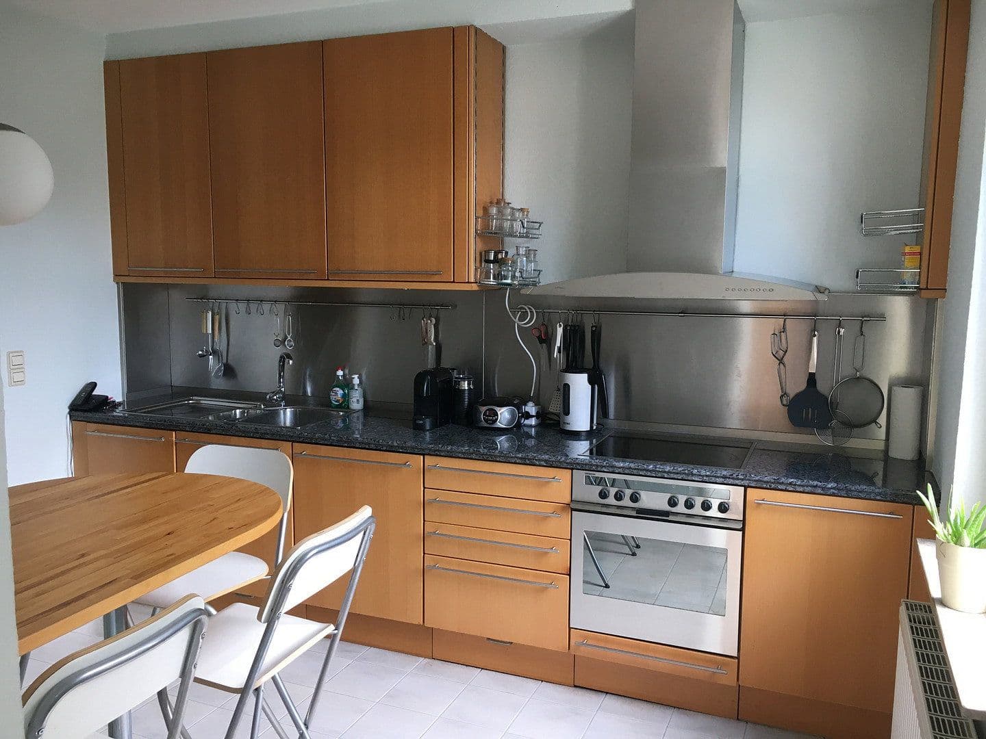 Predaj bytu 3-izbový 86 m², Stuttgart, Bádensko-Wurttembersko Predaj bytu 3-izbový 86 m², Stuttgart, Bádensko-Wurttembersko