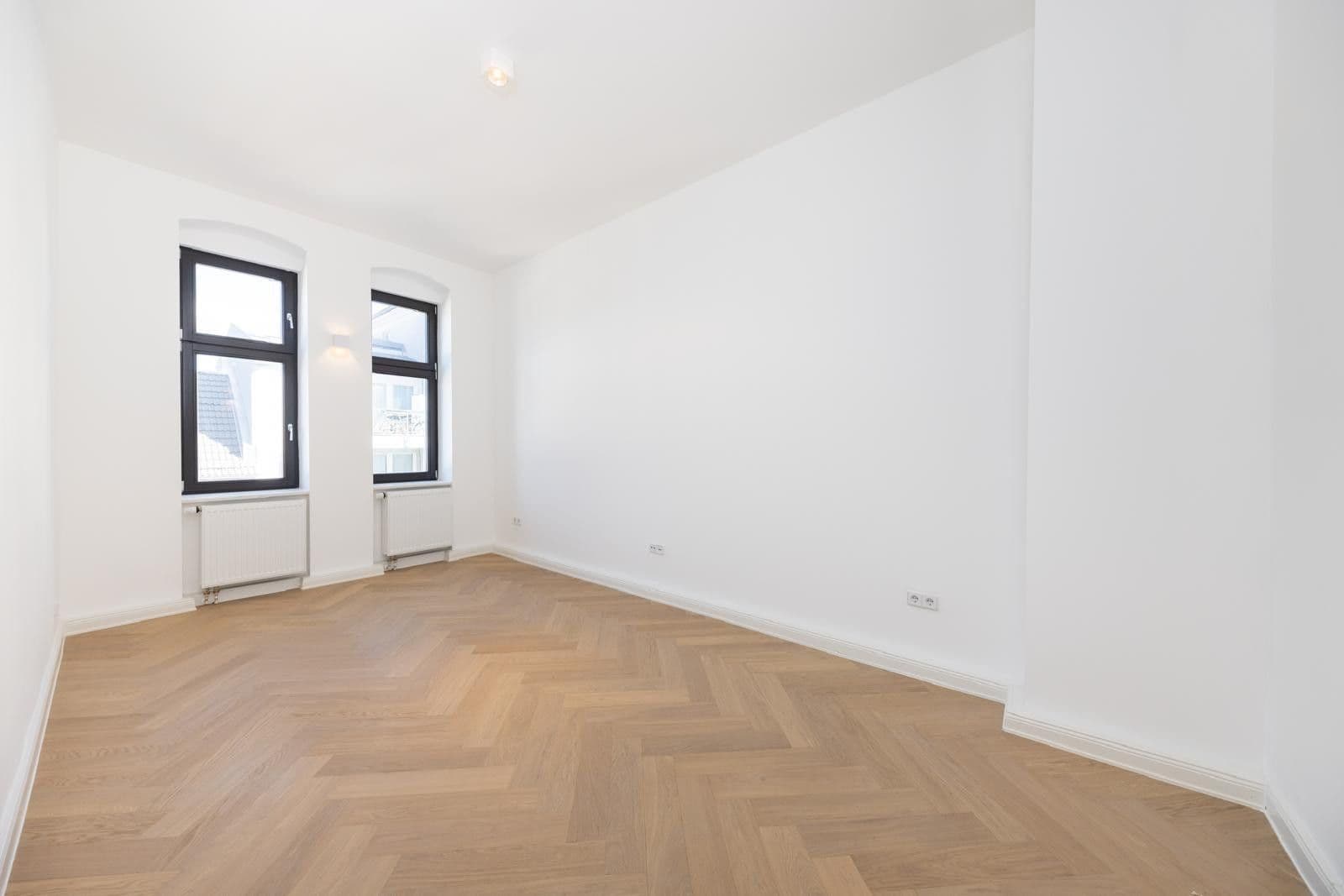 Prenájom bytu 3-izbový 62 m², Schöneberger Str. 9, Berlin, Berlín Prenájom bytu 3-izbový 62 m², Schöneberger Str. 9, Berlin, Berlín