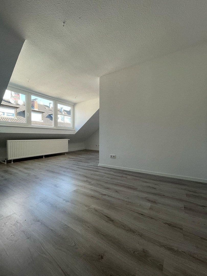 Prenájom bytu 2-izbový 68 m², Halbergstraße 27, Ludwigshafen, Porýnie-Falcko Prenájom bytu 2-izbový 68 m², Halbergstraße 27, Ludwigshafen, Porýnie-Falcko