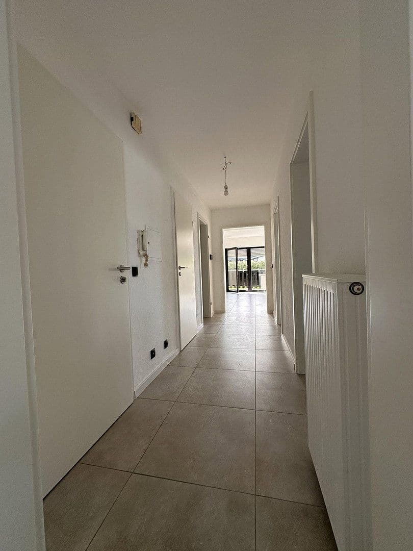 Prenájom bytu 3-izbový 77 m², Parkstrasse 25, Ehlscheid, Porýnie-Falcko Prenájom bytu 3-izbový 77 m², Parkstrasse 25, Ehlscheid, Porýnie-Falcko