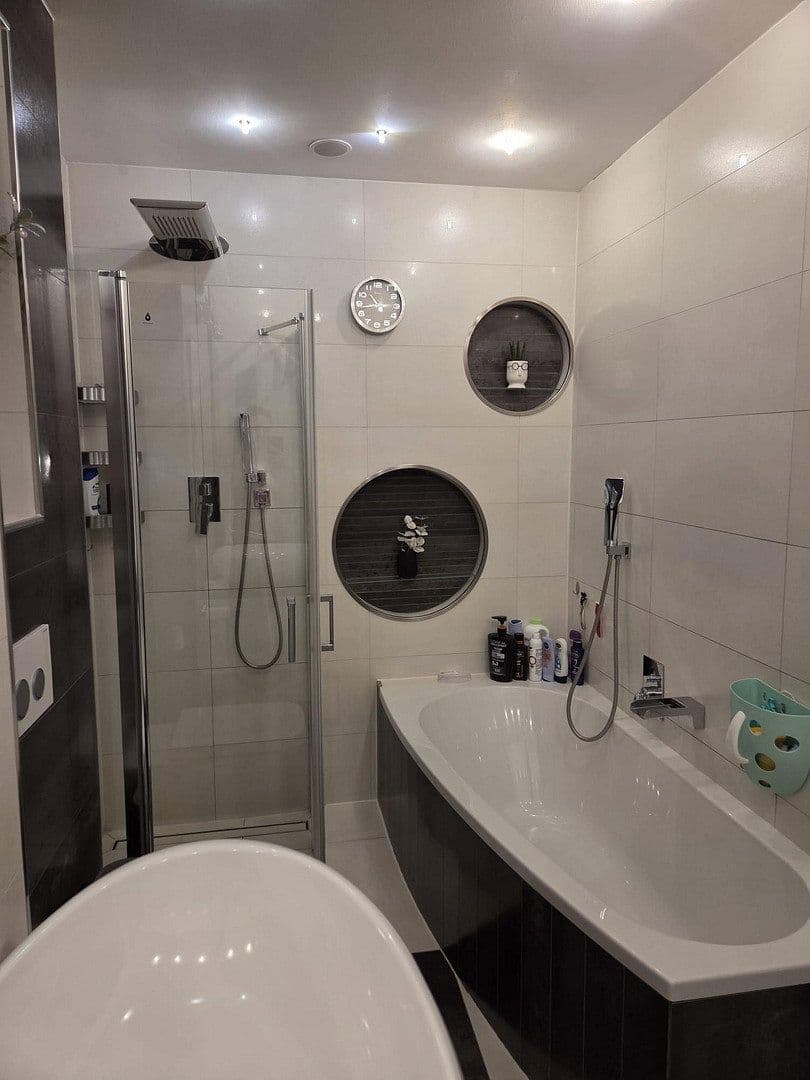 Prenájom bytu 3-izbový 79 m², Fürth, Bavorsko Prenájom bytu 3-izbový 79 m², Fürth, Bavorsko