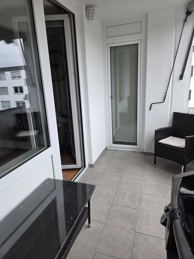 Prenájom bytu 3-izbový 79 m², Fürth, Bavorsko Prenájom bytu 3-izbový 79 m², Fürth, Bavorsko