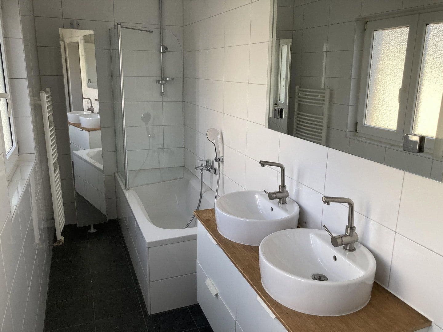 Prenájom domu 140 m², pozemek 200 m², Fellbach, Bádensko-Wurttembersko Prenájom domu 140 m², pozemek 200 m², Fellbach, Bádensko-Wurttembersko