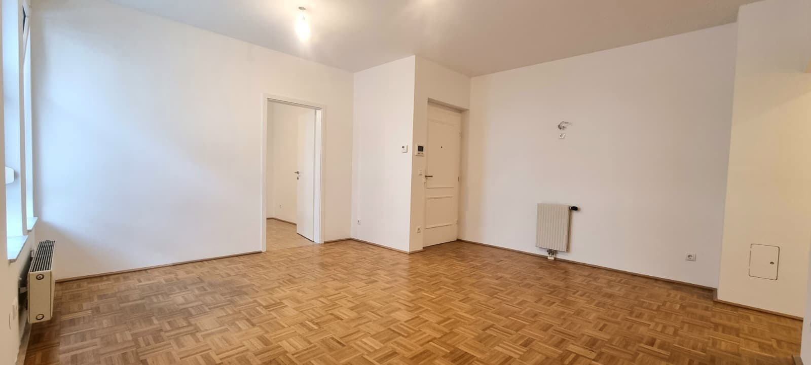 Prenájom kancelárie 53 m², Auhofstraße 129/3, Wien, Viedeň Prenájom kancelárie 53 m², Auhofstraße 129/3, Wien, Viedeň