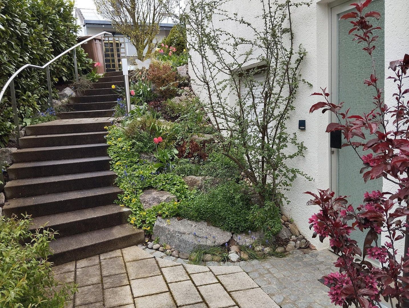 Prenájom bytu 2-izbový 79 m², Mühlacker, Bádensko-Wurttembersko Prenájom bytu 2-izbový 79 m², Mühlacker, Bádensko-Wurttembersko