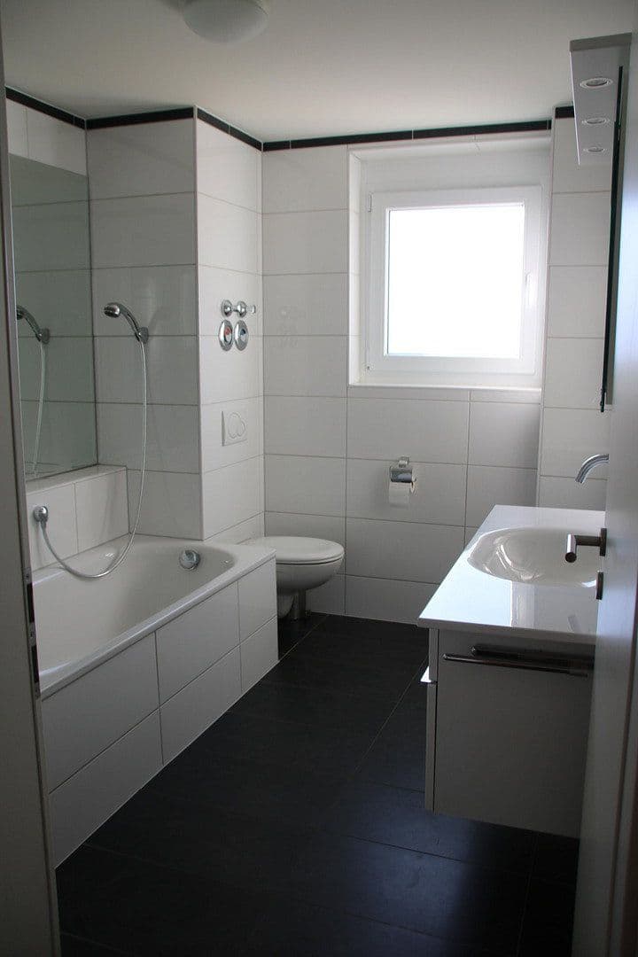 Prenájom bytu 3-izbový 89 m², Hanau, Hesensko Prenájom bytu 3-izbový 89 m², Hanau, Hesensko