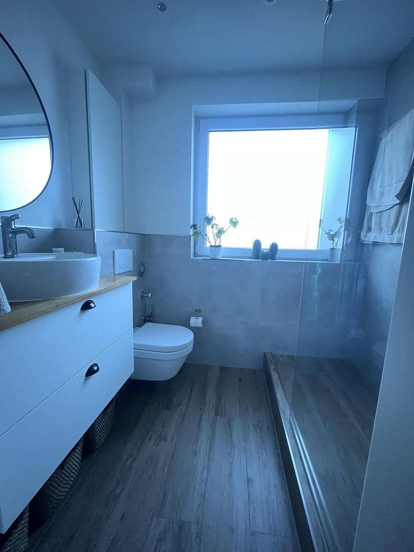 Prenájom bytu 2-izbový 55 m², Langenhagen, Dolné Sasko Prenájom bytu 2-izbový 55 m², Langenhagen, Dolné Sasko