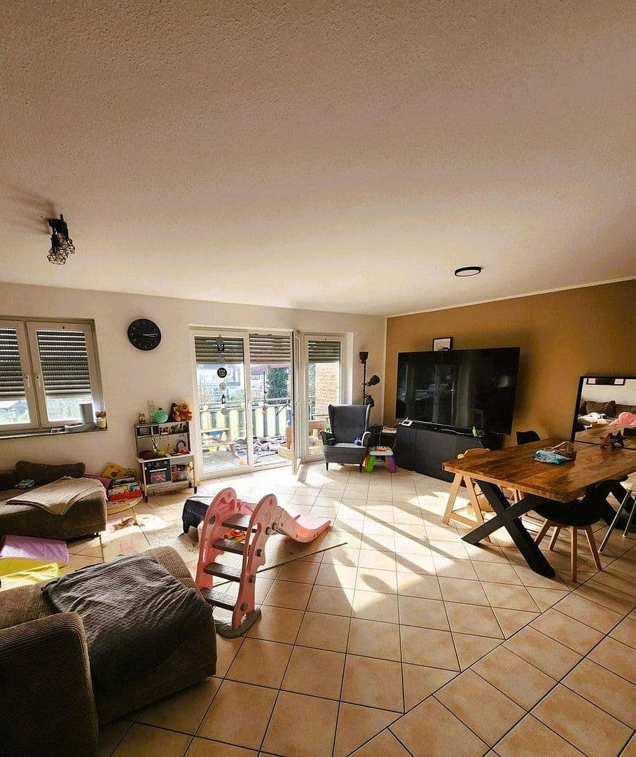 Prenájom bytu 4-izbový 116 m², Gartenstraße 46, Bergheim, Severné Porýnie - Westfálsko Prenájom bytu 4-izbový 116 m², Gartenstraße 46, Bergheim, Severné Porýnie - Westfálsko