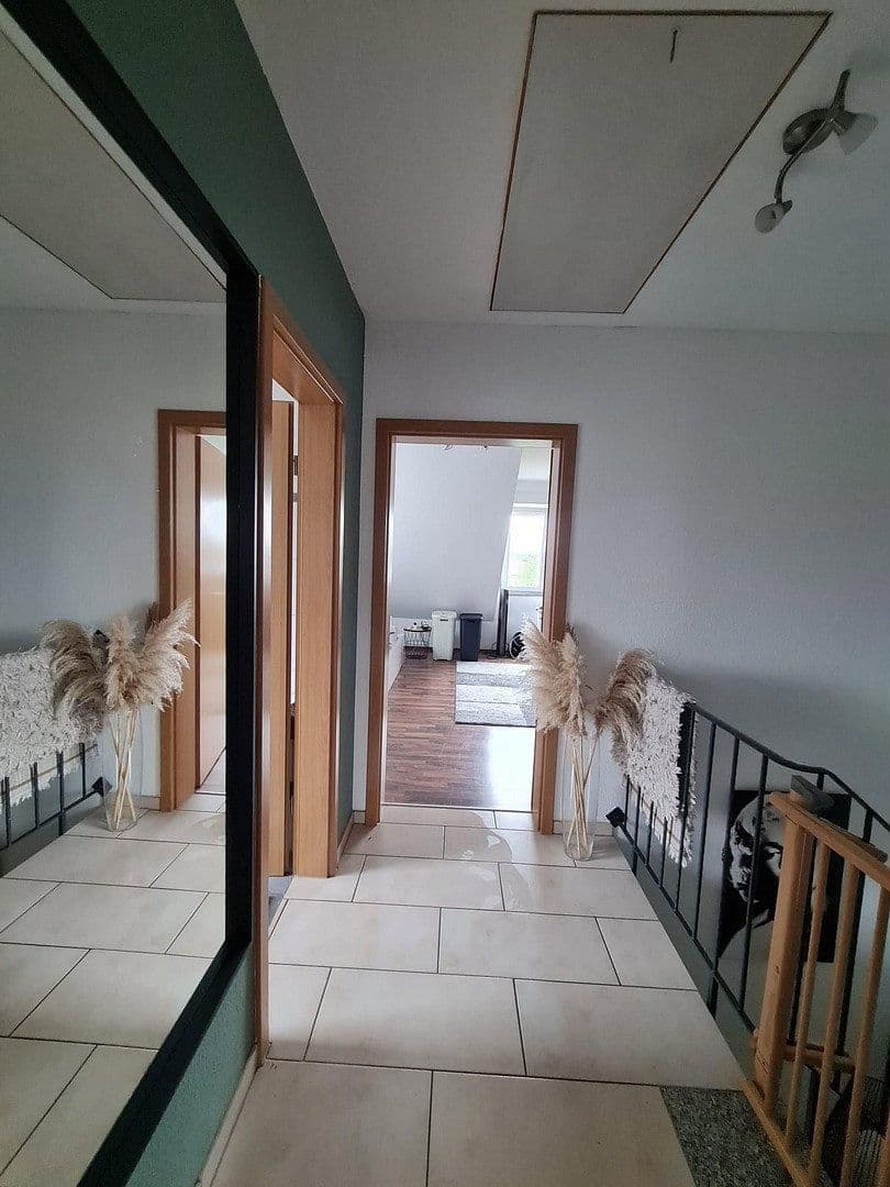 Prenájom bytu 4-izbový 116 m², Gartenstraße 46, Bergheim, Severné Porýnie - Westfálsko Prenájom bytu 4-izbový 116 m², Gartenstraße 46, Bergheim, Severné Porýnie - Westfálsko