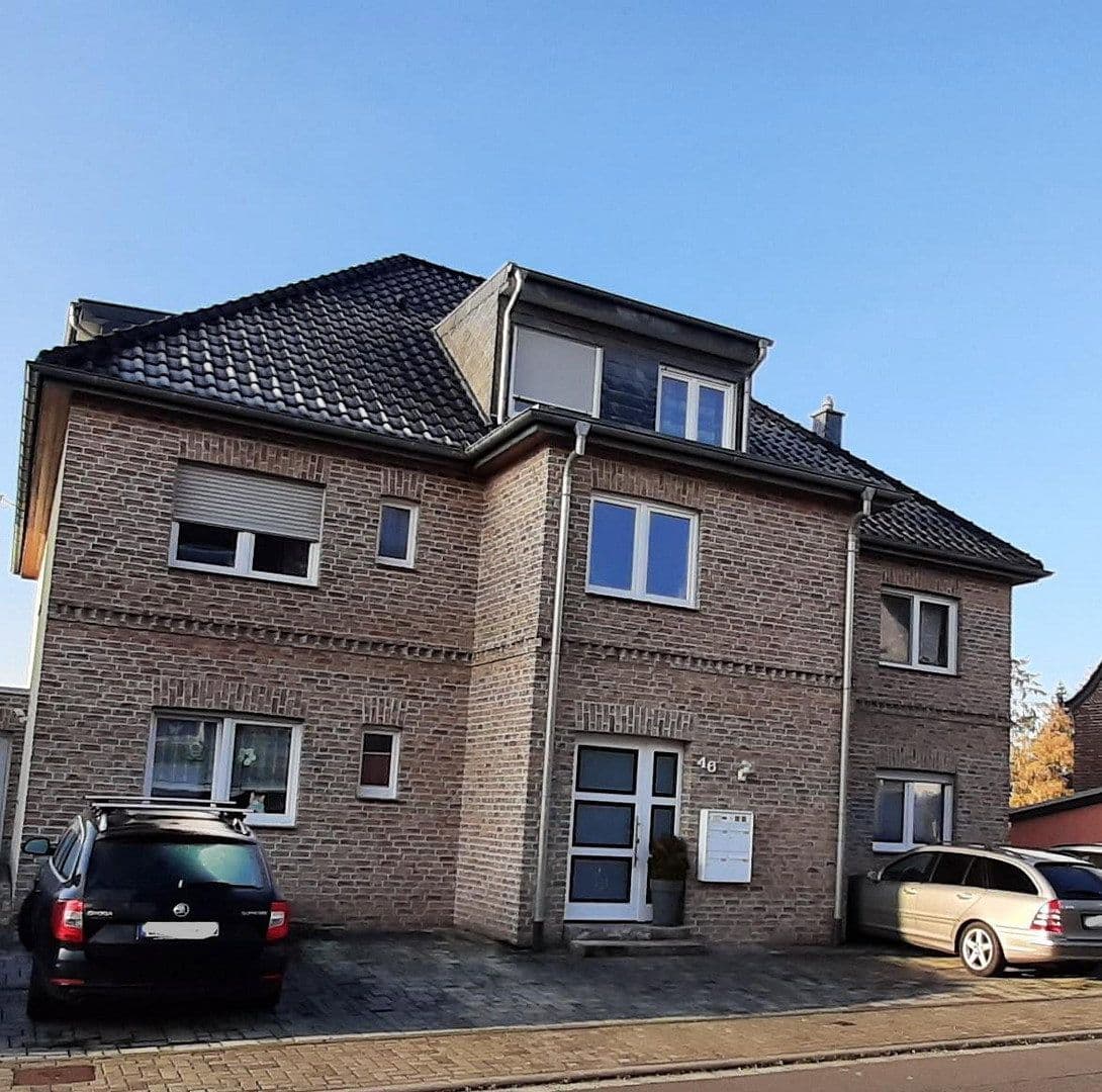 Prenájom bytu 4-izbový 116 m², Gartenstraße 46, Bergheim, Severné Porýnie - Westfálsko Prenájom bytu 4-izbový 116 m², Gartenstraße 46, Bergheim, Severné Porýnie - Westfálsko