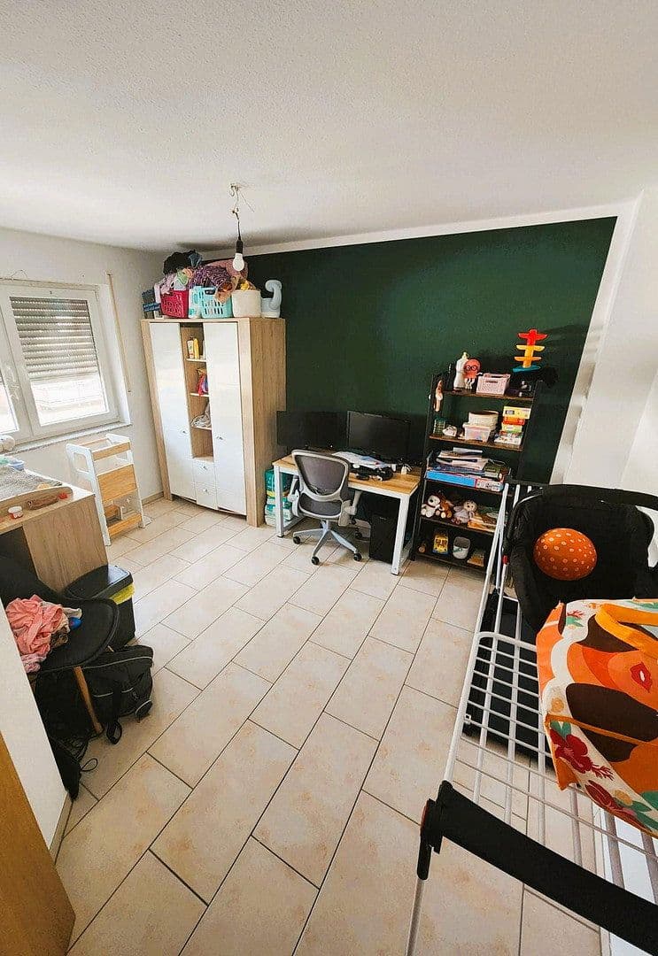 Prenájom bytu 4-izbový 116 m², Gartenstraße 46, Bergheim, Severné Porýnie - Westfálsko Prenájom bytu 4-izbový 116 m², Gartenstraße 46, Bergheim, Severné Porýnie - Westfálsko