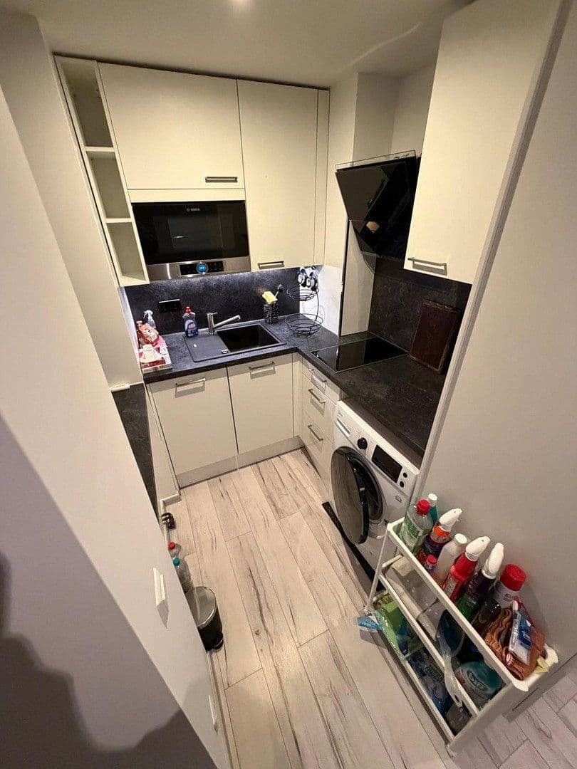 Prenájom bytu 1-izbový 39 m², Möhringer Landstraße 35, Stuttgart, Bádensko-Wurttembersko Prenájom bytu 1-izbový 39 m², Möhringer Landstraße 35, Stuttgart, Bádensko-Wurttembersko