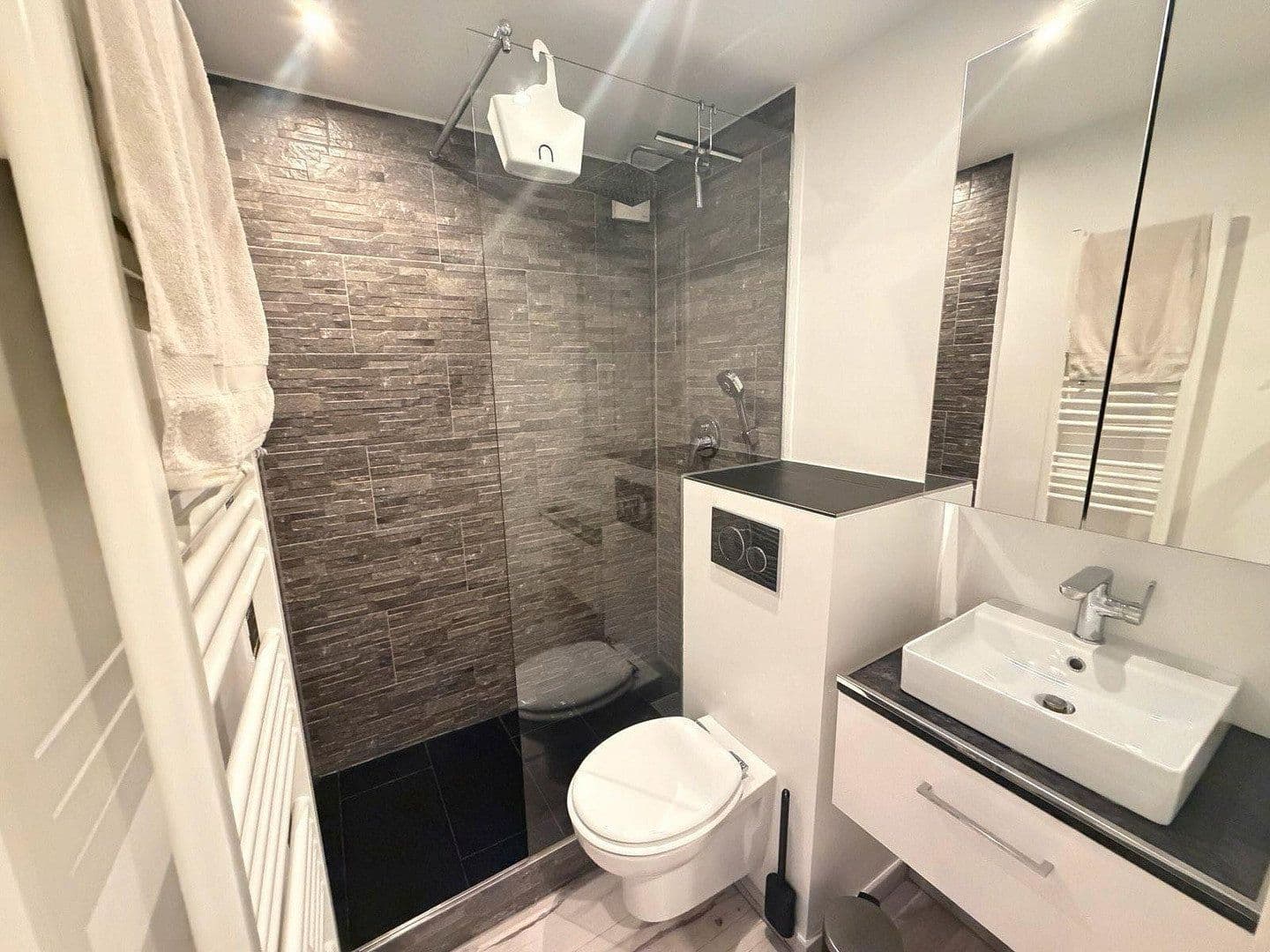 Prenájom bytu 1-izbový 39 m², Möhringer Landstraße 35, Stuttgart, Bádensko-Wurttembersko Prenájom bytu 1-izbový 39 m², Möhringer Landstraße 35, Stuttgart, Bádensko-Wurttembersko