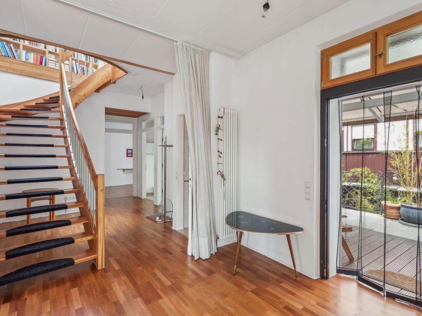 Prenájom bytu 4-izbový 193 m², Neuwied, Porýnie-Falcko Prenájom bytu 4-izbový 193 m², Neuwied, Porýnie-Falcko