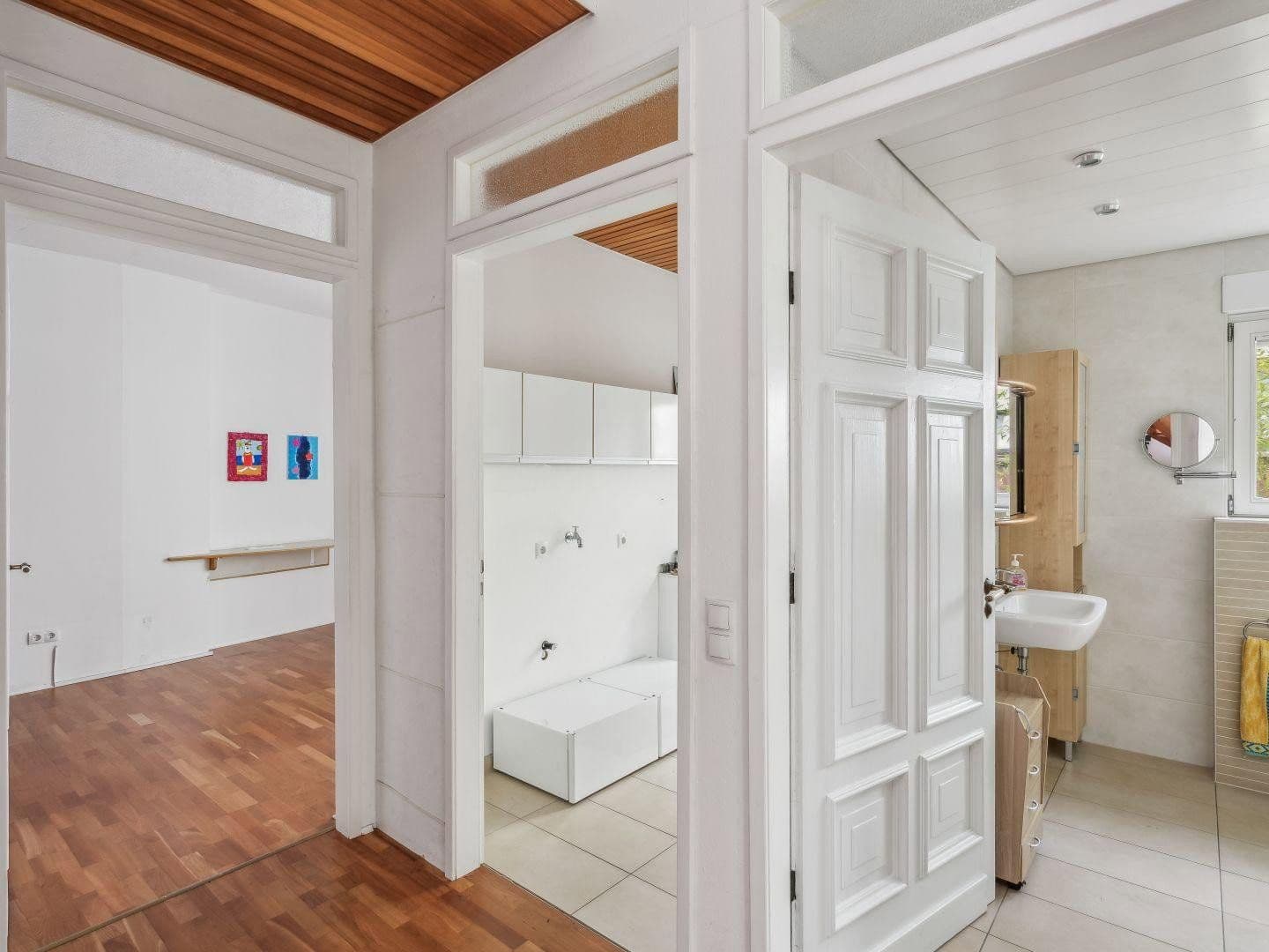 Prenájom bytu 4-izbový 193 m², Neuwied, Porýnie-Falcko Prenájom bytu 4-izbový 193 m², Neuwied, Porýnie-Falcko