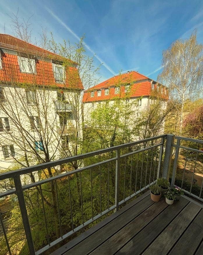 Prenájom bytu 2-izbový 56 m², Kesselsdorferstraße 74, Dresden, Sasko Prenájom bytu 2-izbový 56 m², Kesselsdorferstraße 74, Dresden, Sasko
