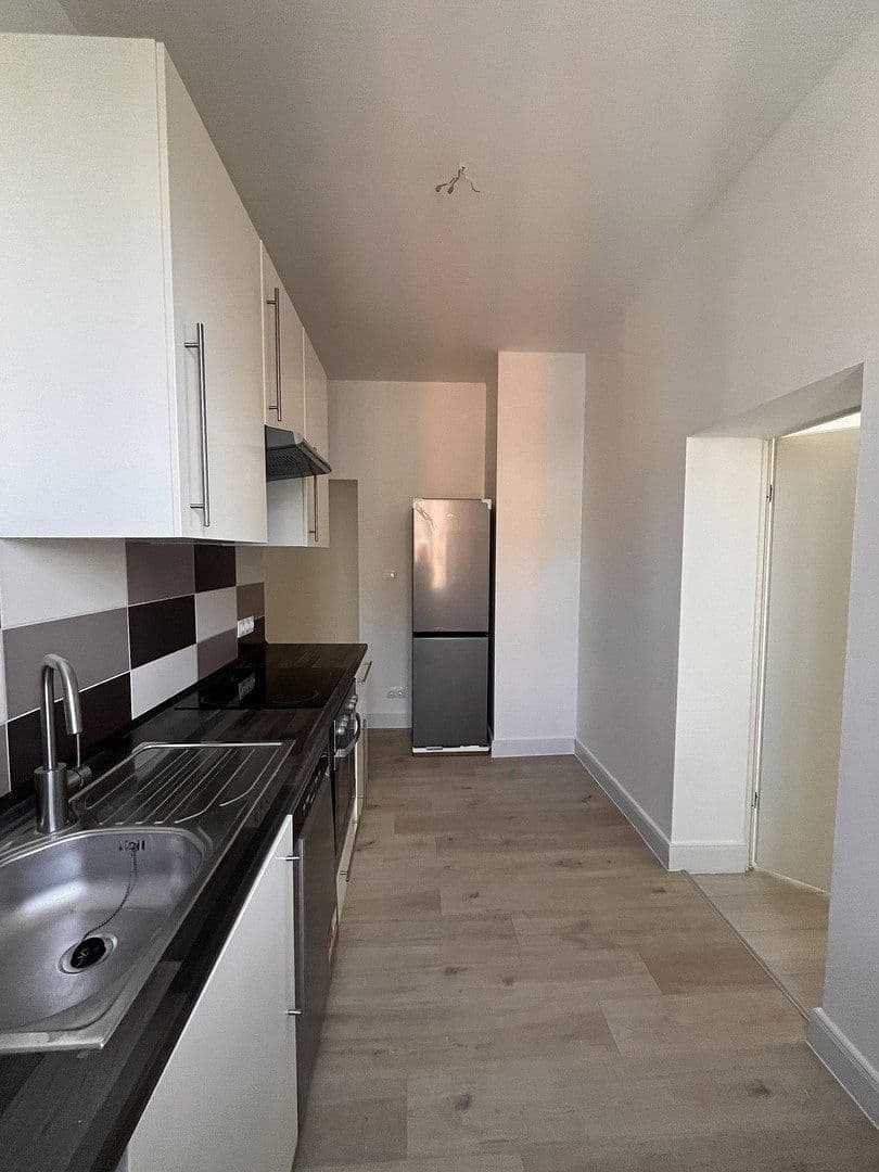 Prenájom bytu 2-izbový 56 m², Kesselsdorferstraße 74, Dresden, Sasko Prenájom bytu 2-izbový 56 m², Kesselsdorferstraße 74, Dresden, Sasko