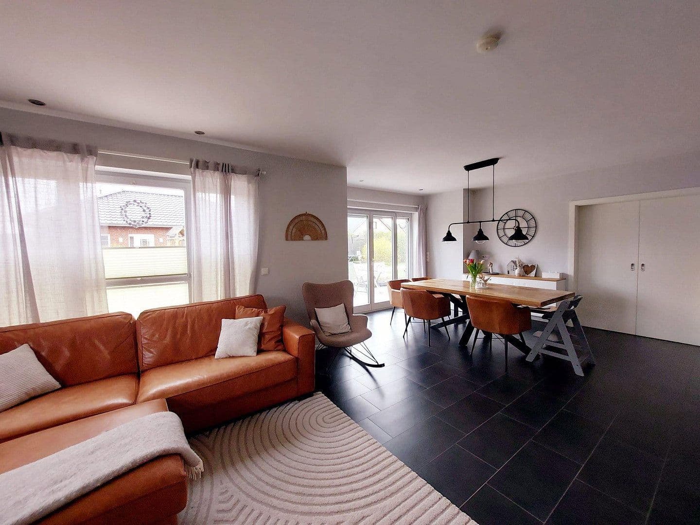 Predaj domu 147 m², pozemek 866 m², Haseldorf, Šlezvicko-Holštajnsko Predaj domu 147 m², pozemek 866 m², Haseldorf, Šlezvicko-Holštajnsko