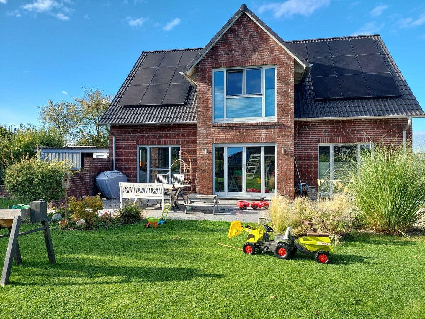 Predaj domu 147 m², pozemek 866 m², Haseldorf, Šlezvicko-Holštajnsko Predaj domu 147 m², pozemek 866 m², Haseldorf, Šlezvicko-Holštajnsko