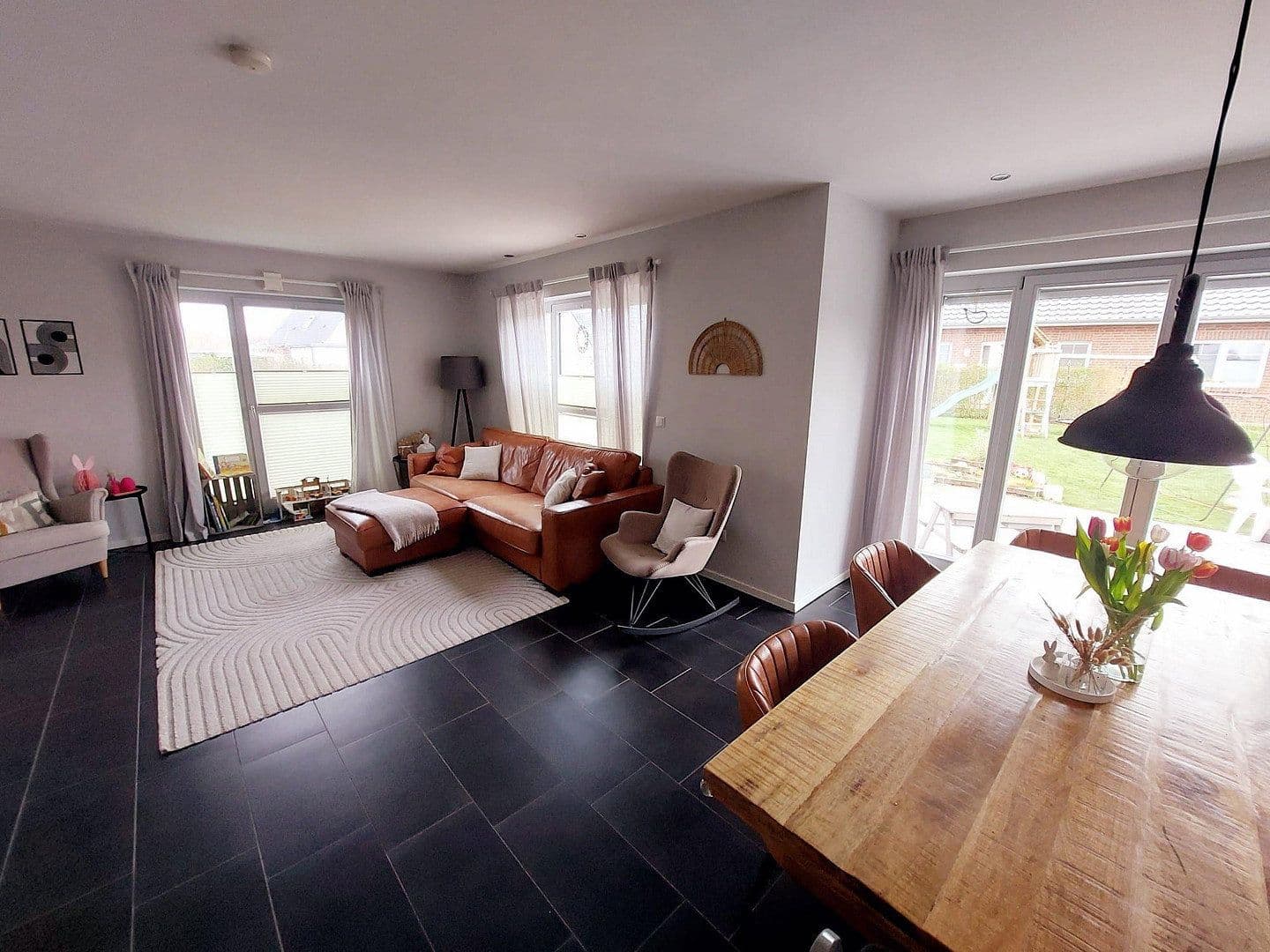 Predaj domu 147 m², pozemek 866 m², Haseldorf, Šlezvicko-Holštajnsko Predaj domu 147 m², pozemek 866 m², Haseldorf, Šlezvicko-Holštajnsko