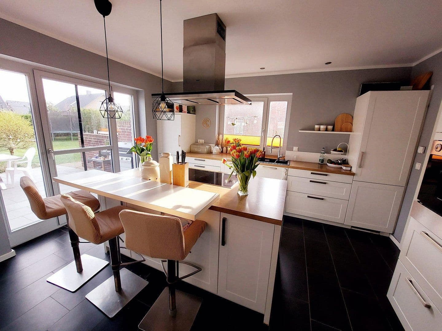 Predaj domu 147 m², pozemek 866 m², Haseldorf, Šlezvicko-Holštajnsko Predaj domu 147 m², pozemek 866 m², Haseldorf, Šlezvicko-Holštajnsko