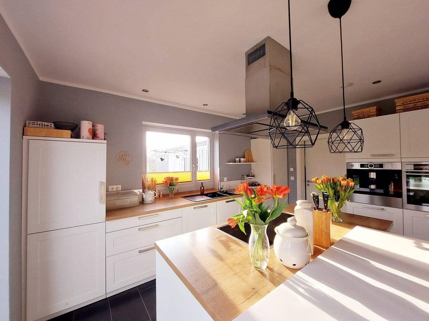 Predaj domu 147 m², pozemek 866 m², Haseldorf, Šlezvicko-Holštajnsko Predaj domu 147 m², pozemek 866 m², Haseldorf, Šlezvicko-Holštajnsko