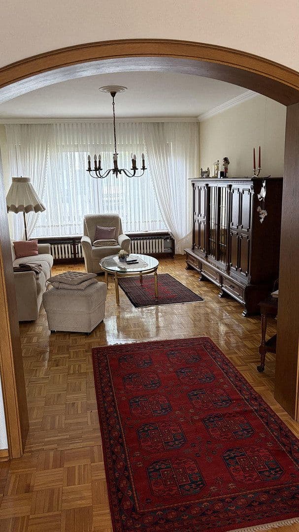 Predaj domu 120 m², pozemek 537 m², Trier, Porýnie-Falcko Predaj domu 120 m², pozemek 537 m², Trier, Porýnie-Falcko