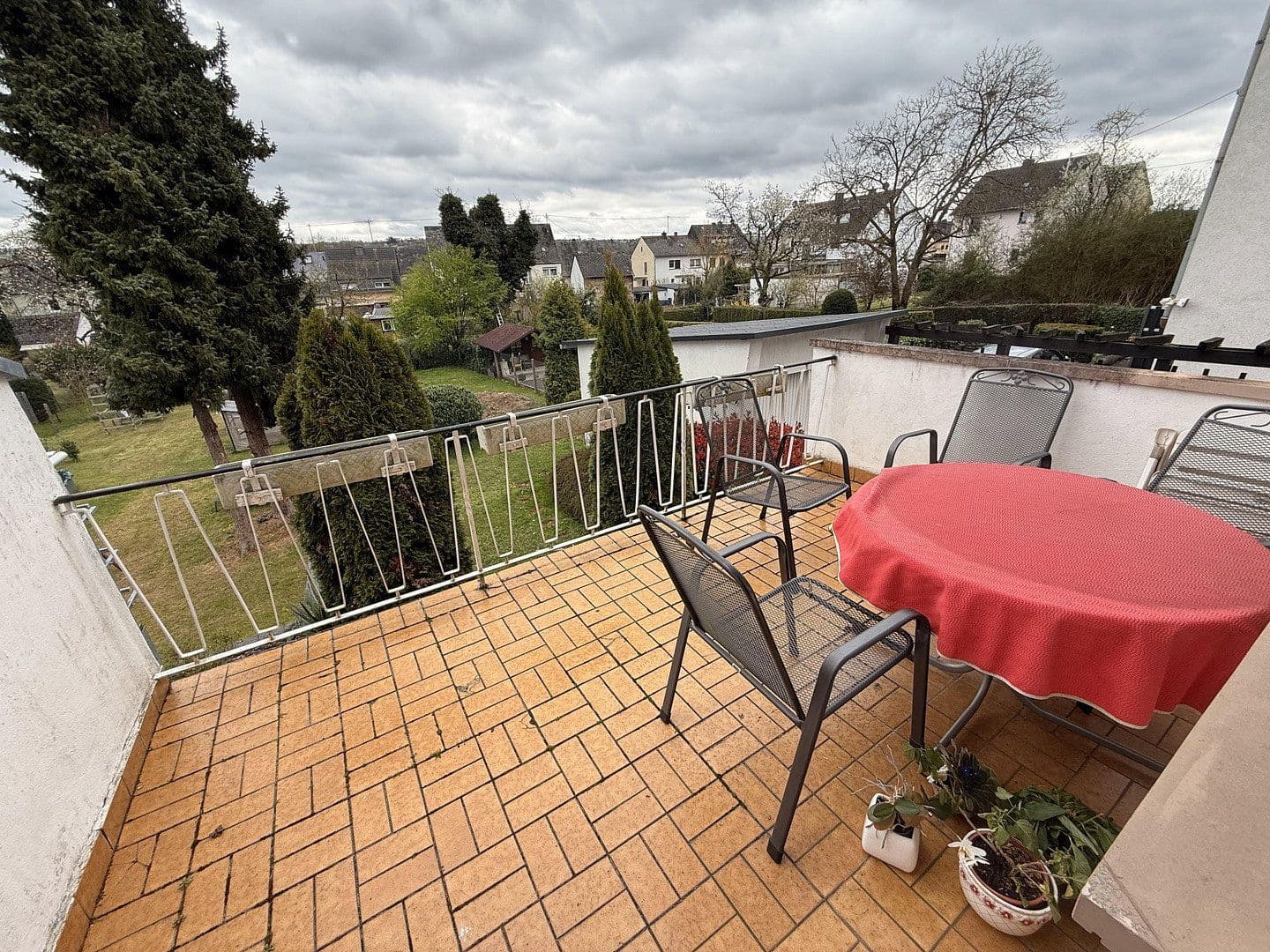 Predaj domu 120 m², pozemek 537 m², Trier, Porýnie-Falcko Predaj domu 120 m², pozemek 537 m², Trier, Porýnie-Falcko