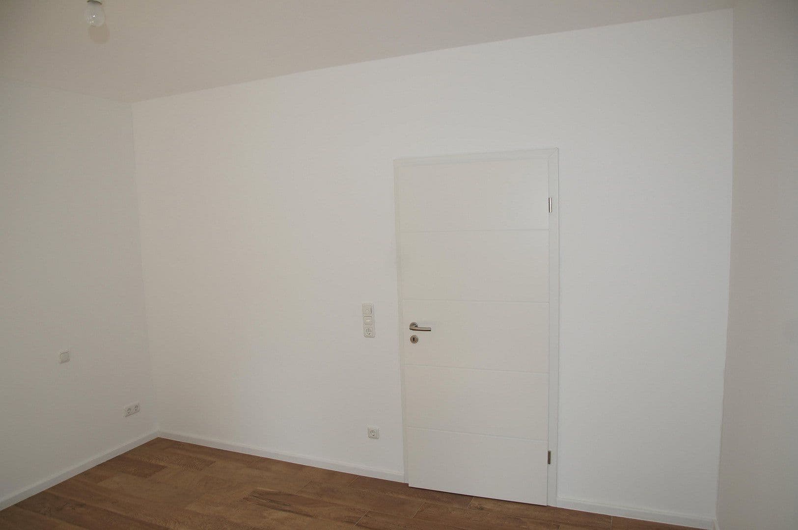 Prenájom domu 133 m², pozemek 568 m², Schwarmstedt, Dolné Sasko Prenájom domu 133 m², pozemek 568 m², Schwarmstedt, Dolné Sasko