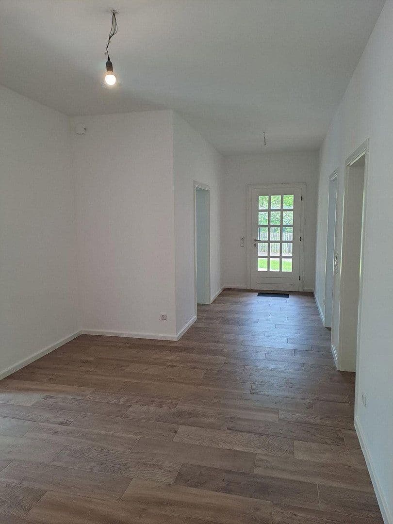 Prenájom domu 133 m², pozemek 568 m², Schwarmstedt, Dolné Sasko Prenájom domu 133 m², pozemek 568 m², Schwarmstedt, Dolné Sasko