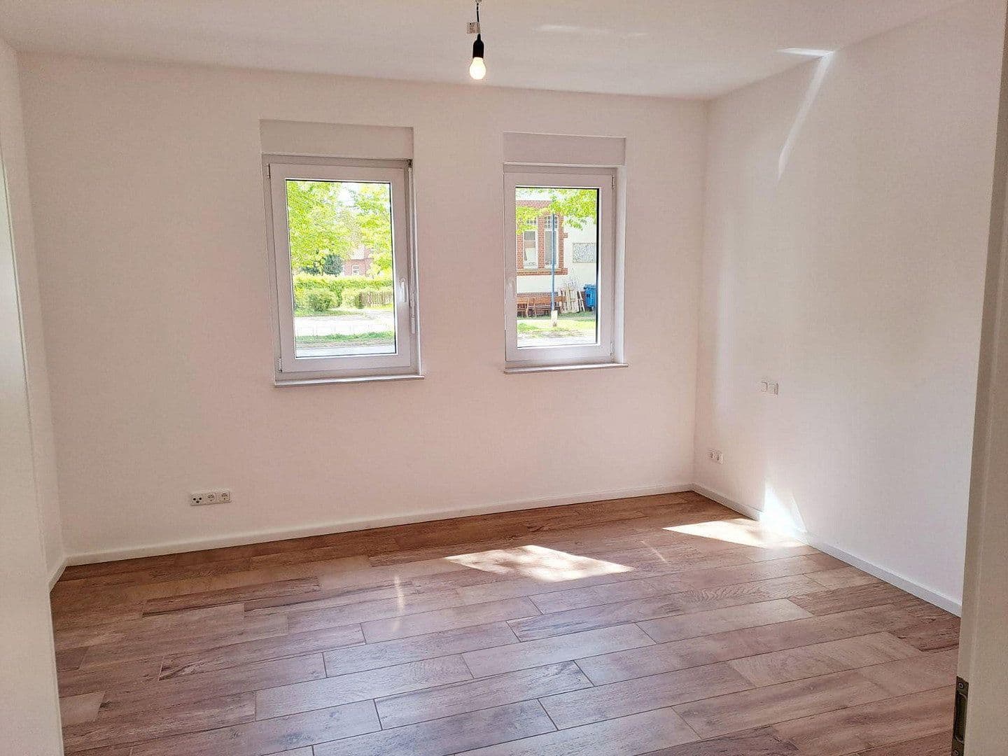 Prenájom domu 133 m², pozemek 568 m², Schwarmstedt, Dolné Sasko Prenájom domu 133 m², pozemek 568 m², Schwarmstedt, Dolné Sasko