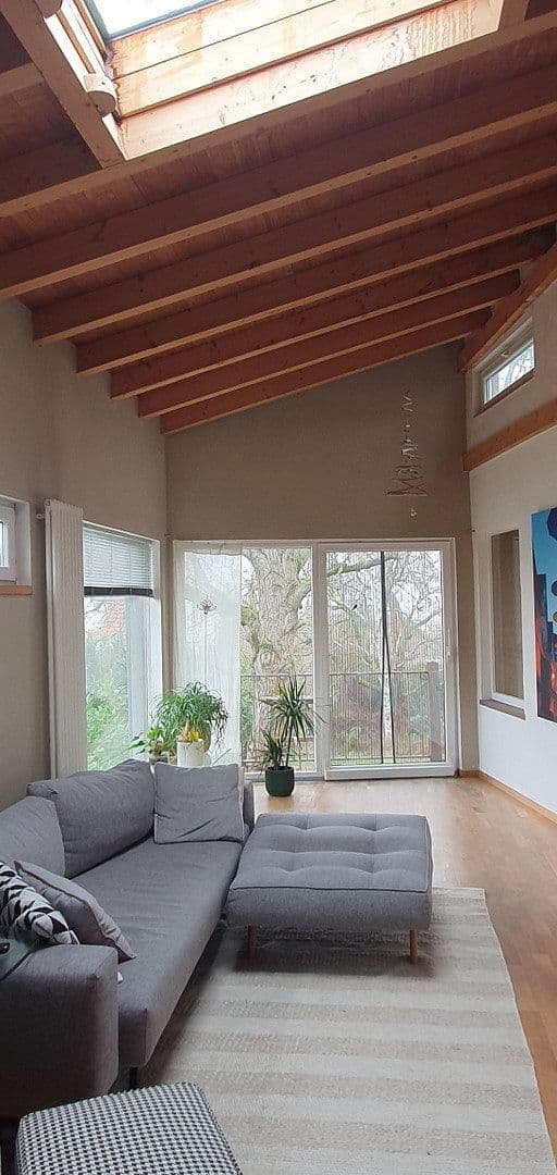 Predaj domu 183 m², pozemek 975 m², Linsengericht, Hesensko Predaj domu 183 m², pozemek 975 m², Linsengericht, Hesensko