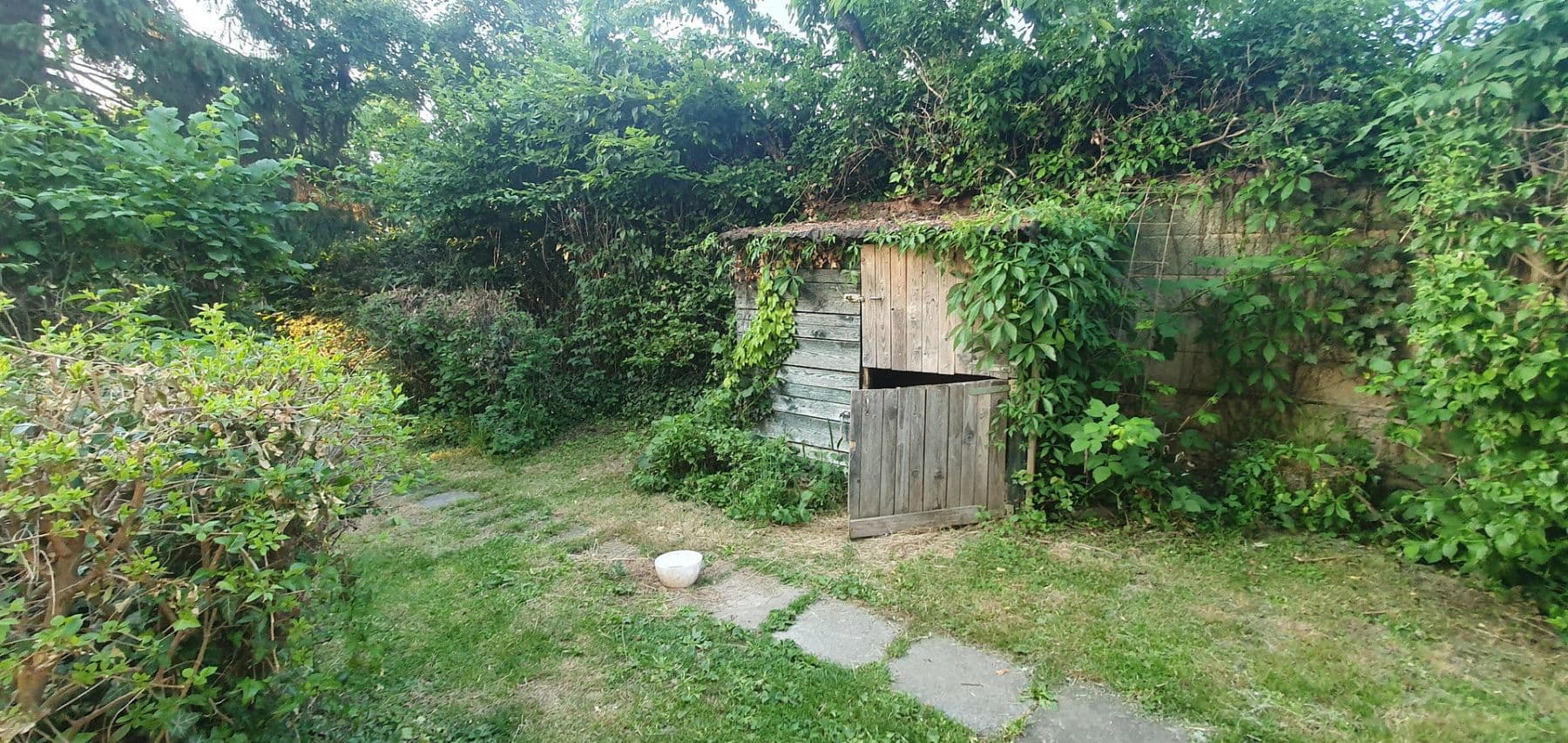 Predaj domu 183 m², pozemek 975 m², Linsengericht, Hesensko Predaj domu 183 m², pozemek 975 m², Linsengericht, Hesensko